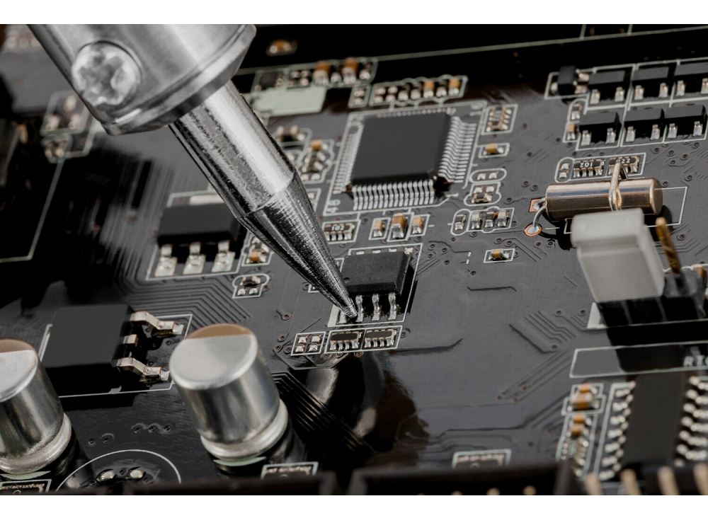 Logic Board and Motherboard Microsoldering Repair_01 Logic Board and Motherboard Microsoldering Repair_01